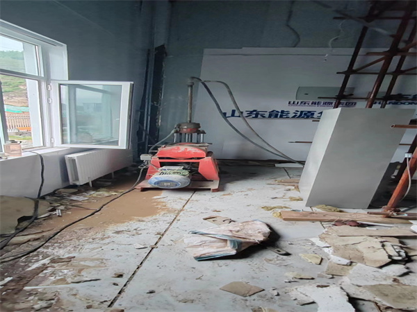 马山地基基础下沉墙体裂缝加固注浆顶升施工