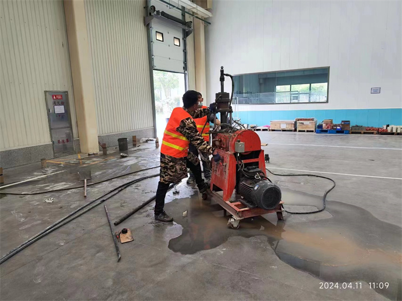 马山厂房地面下沉塌陷注浆加固施工